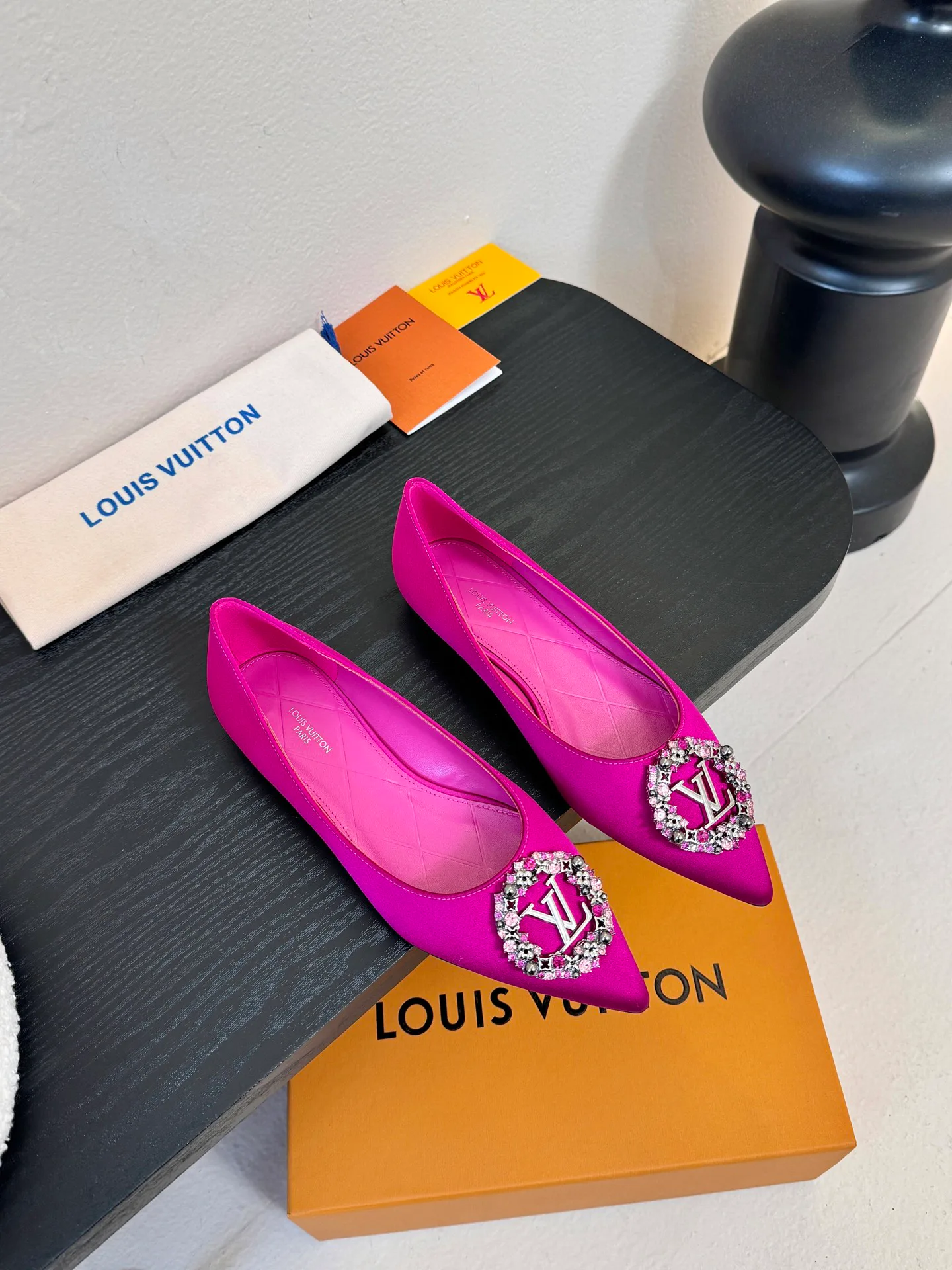 Туфли Женские Louis Vuitton 2300138