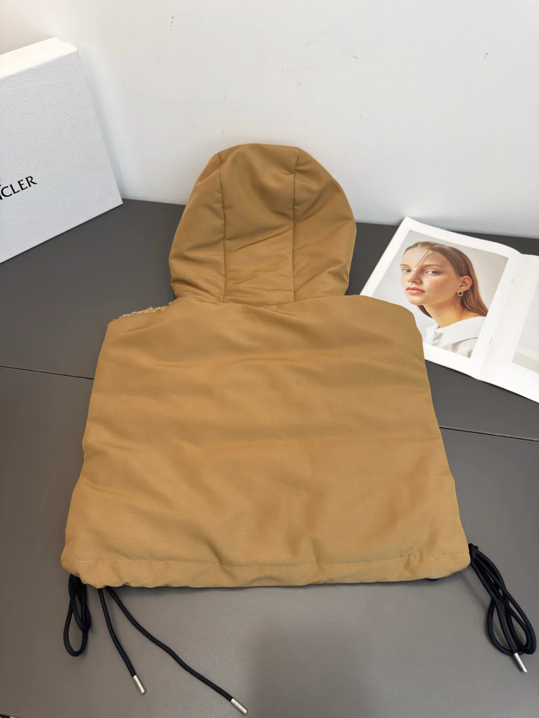 Куртки И Пуховики Женские Moncler 18816439