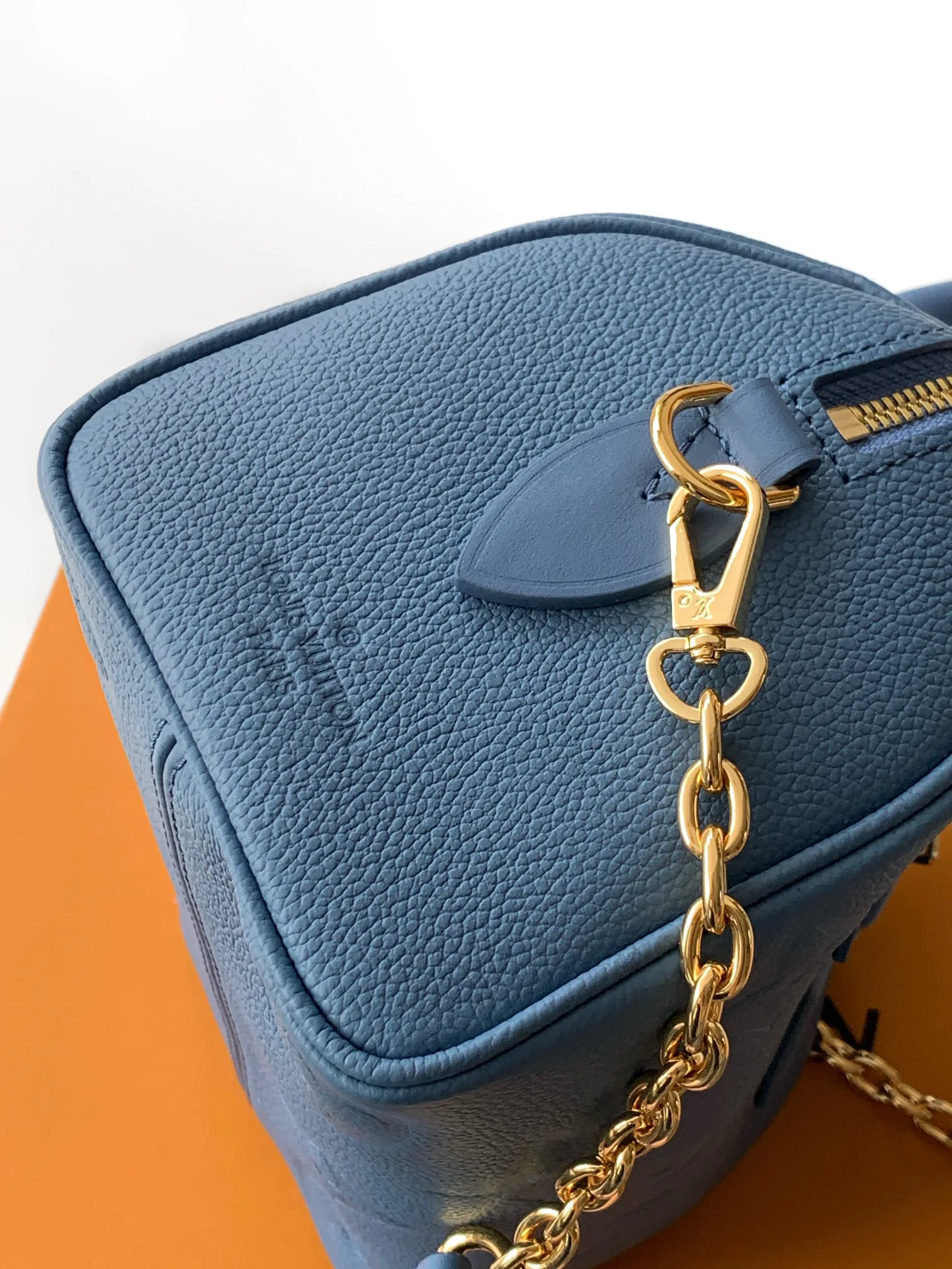 Классические Сумки Женские Louis Vuitton 13435279