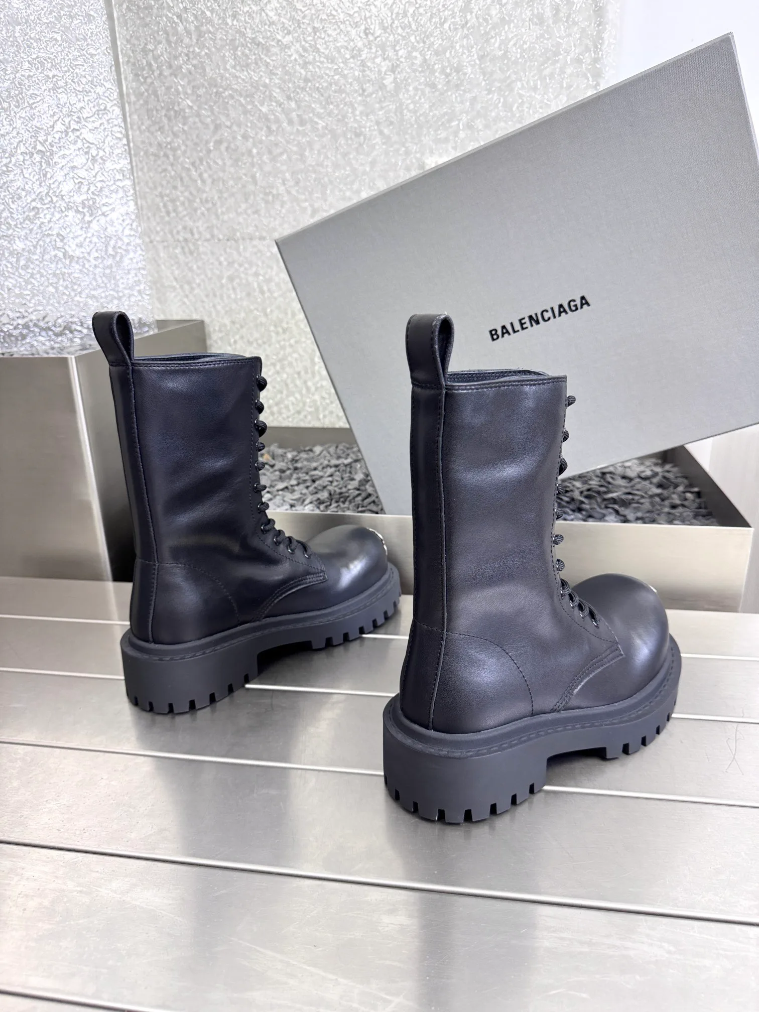 Ботинки Женские Balenciaga 17912875