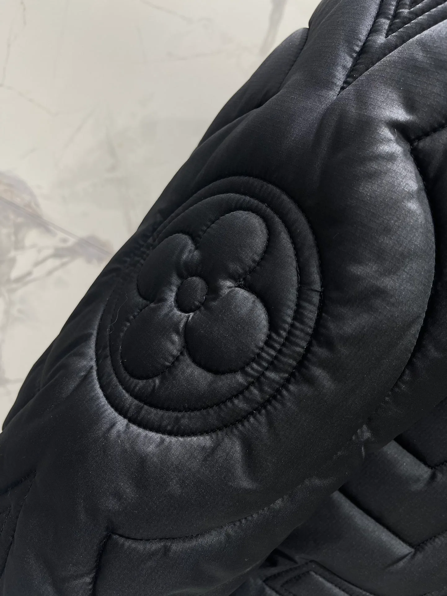 Куртки И Пуховики Женские Louis Vuitton 74848