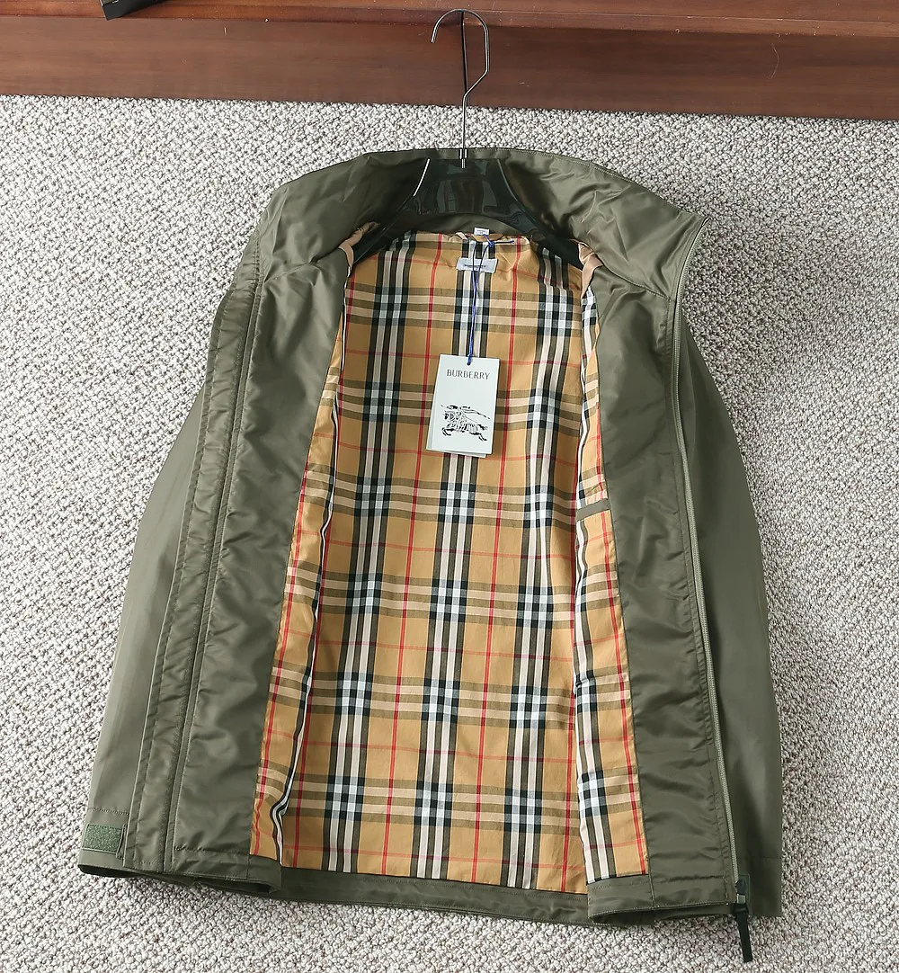 Куртки И Пуховики Мужские Burberry 3800642
