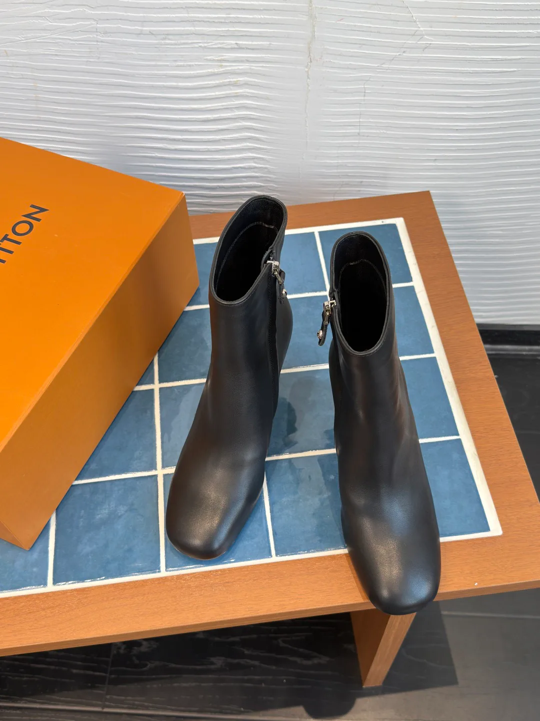 Ботильоны Женские Louis Vuitton 18604384