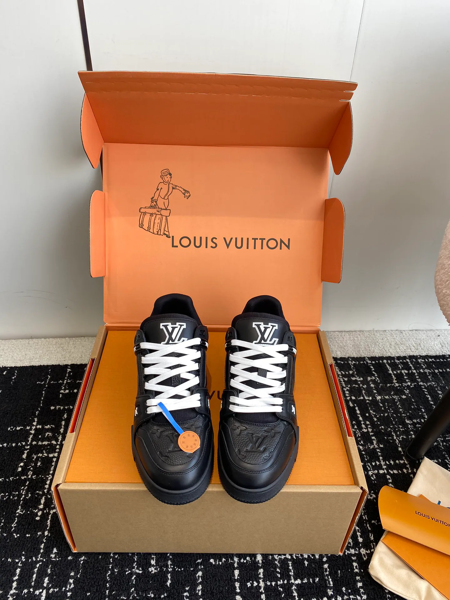 Кроссовки Женские Louis Vuitton 5790921