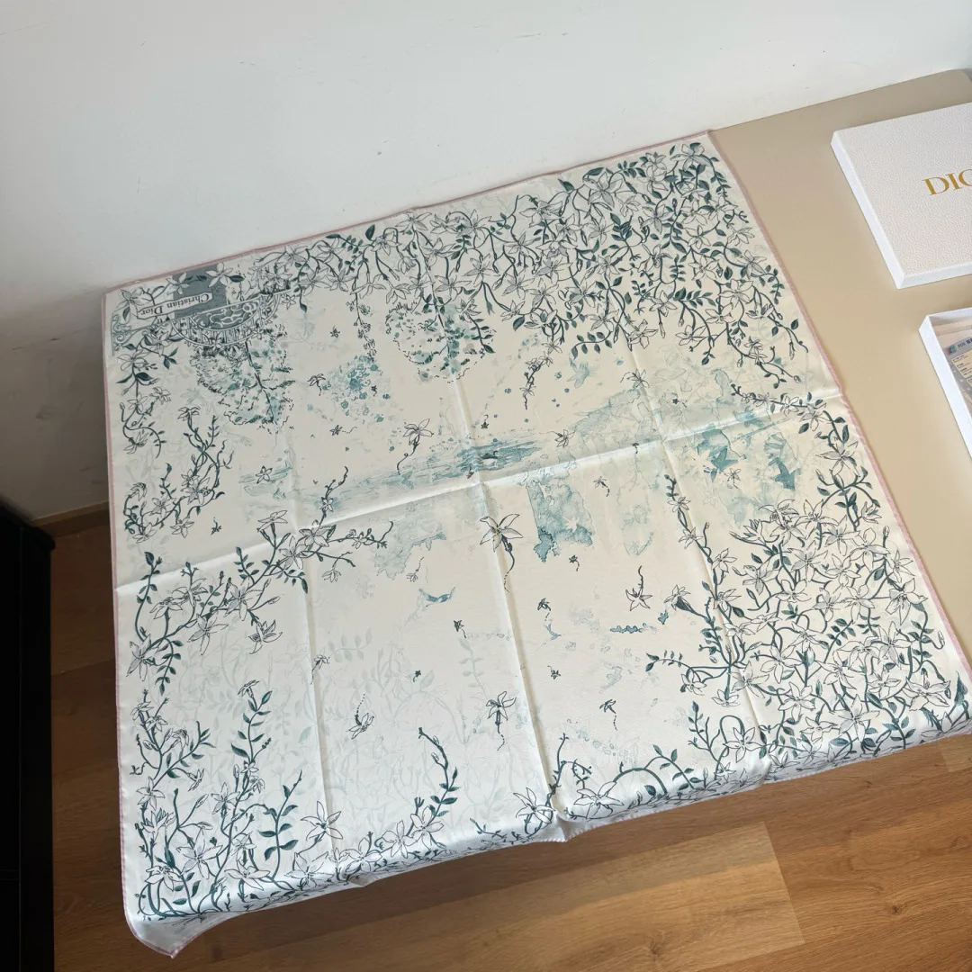 Платки Christian Dior 11115331