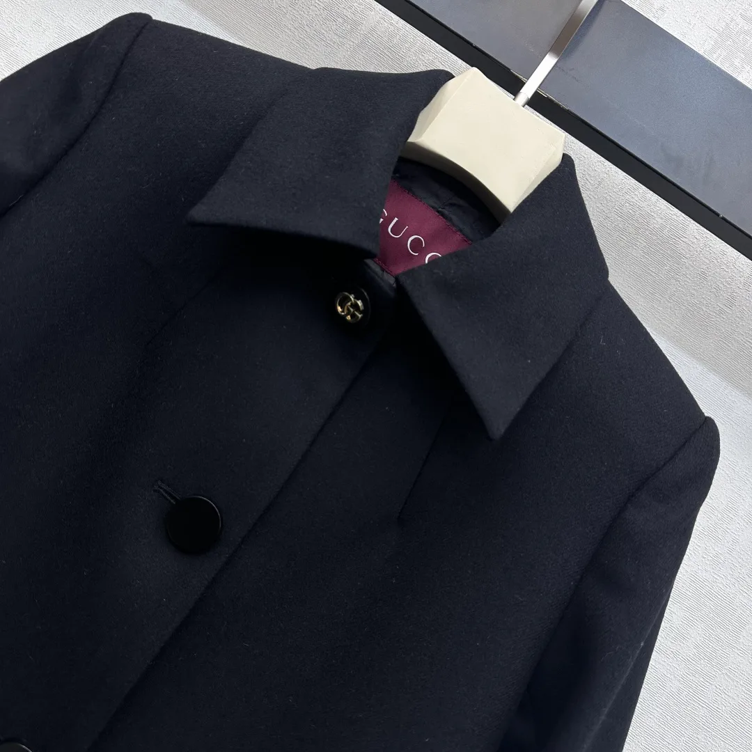 Куртки И Пуховики Женские Gucci 818933