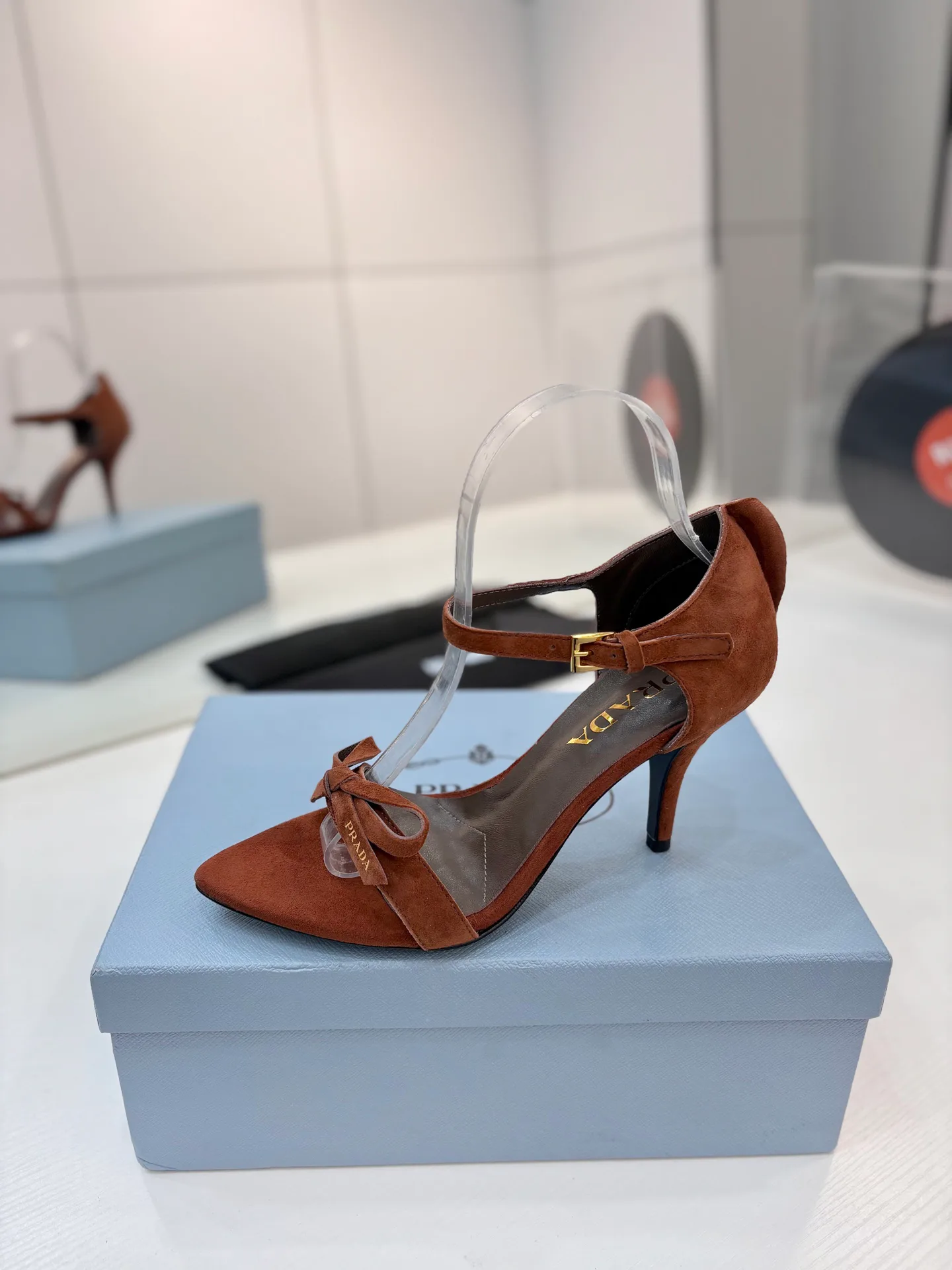 Туфли Женские Prada 11410360