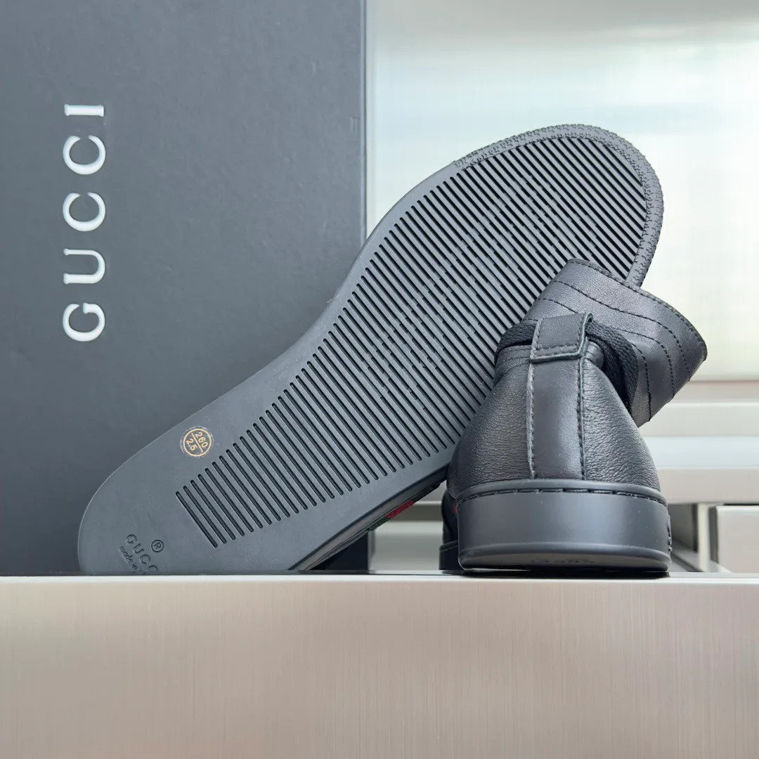 Кроссовки Женские Gucci 19598216
