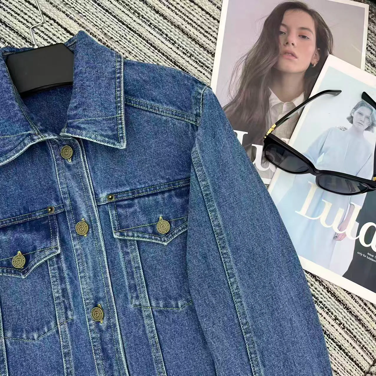 Куртки И Пуховики Женские Balenciaga 3386380