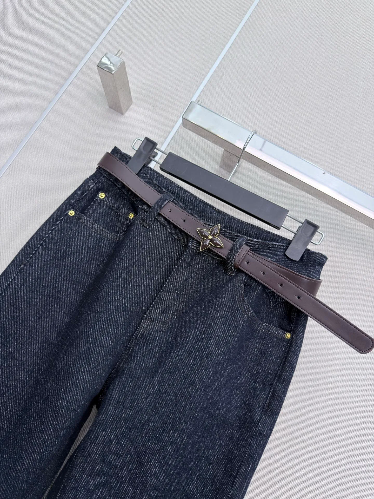 Джинсы Женские Louis Vuitton 19145819