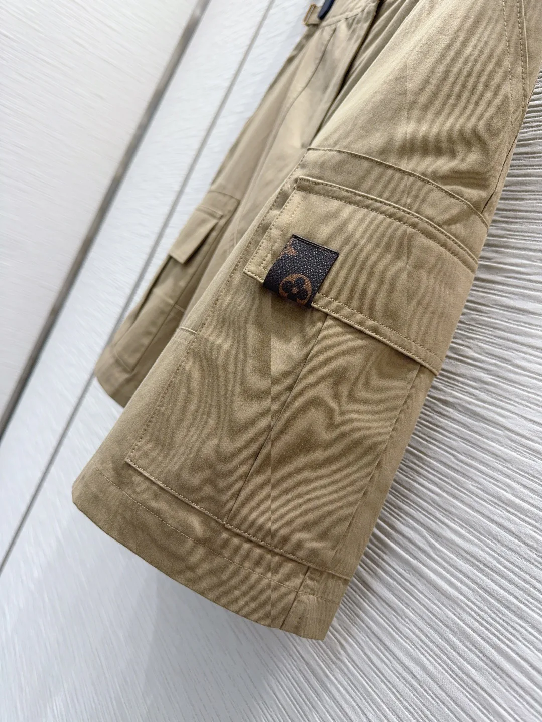 Шорты Женские Louis Vuitton 3844065