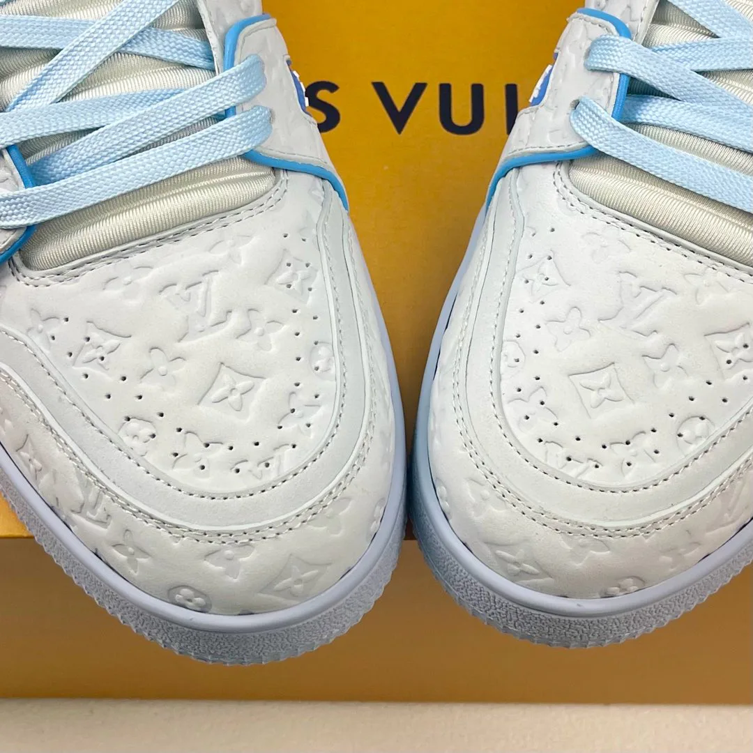 Кроссовки Женские Louis Vuitton 2679372