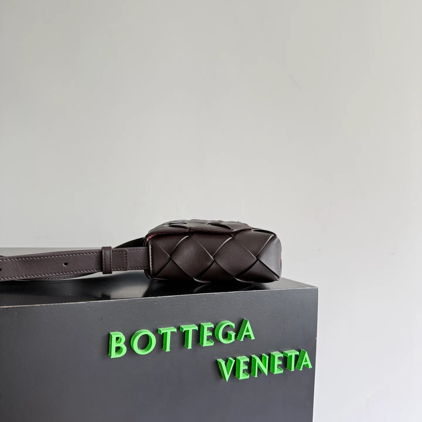 Сумки На Ремне Женские Bottega Veneta 17533399