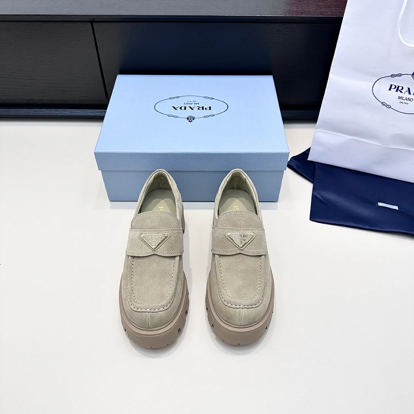 Лоферы Женские Prada 454028