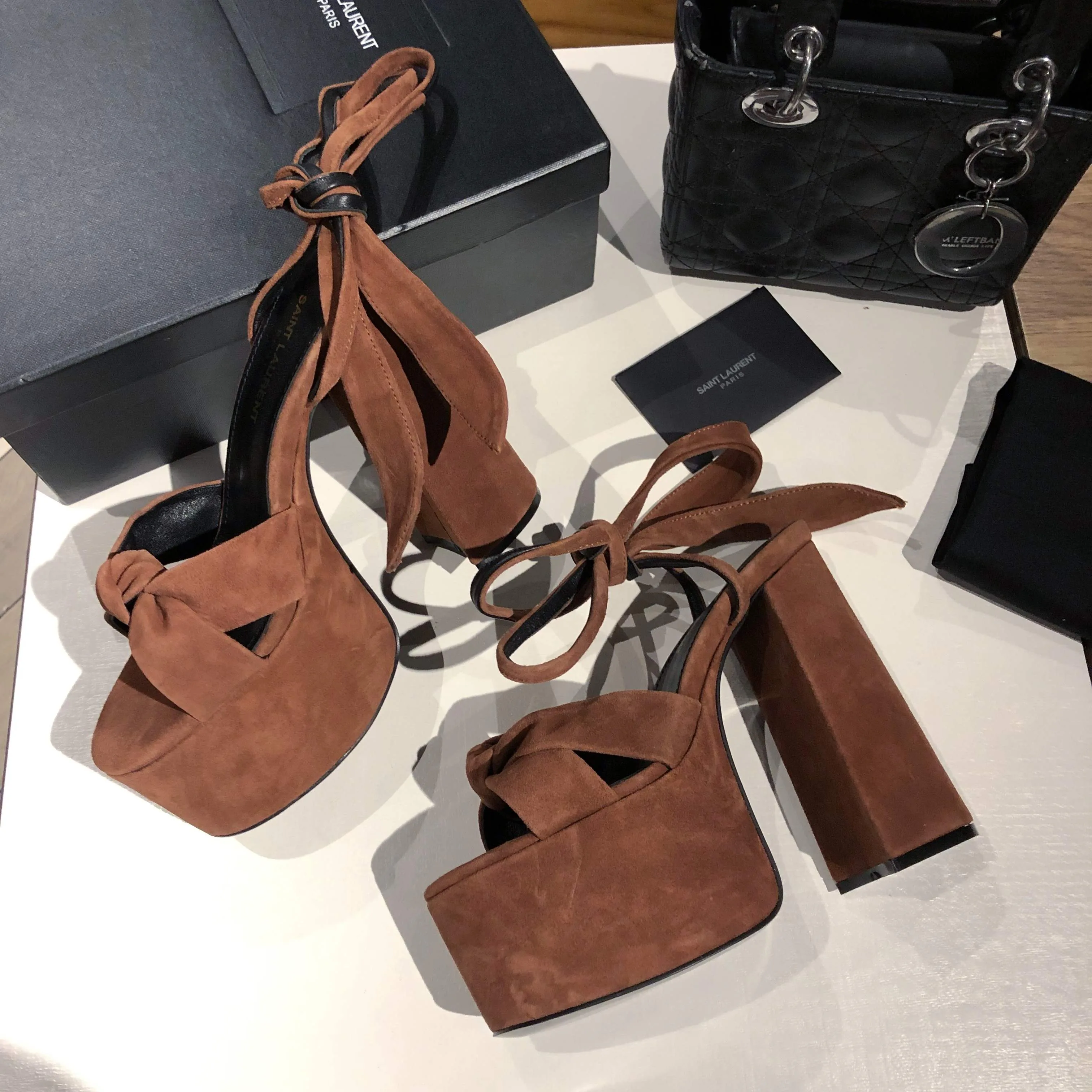 Босоножки Женские Saint Laurent 11220448