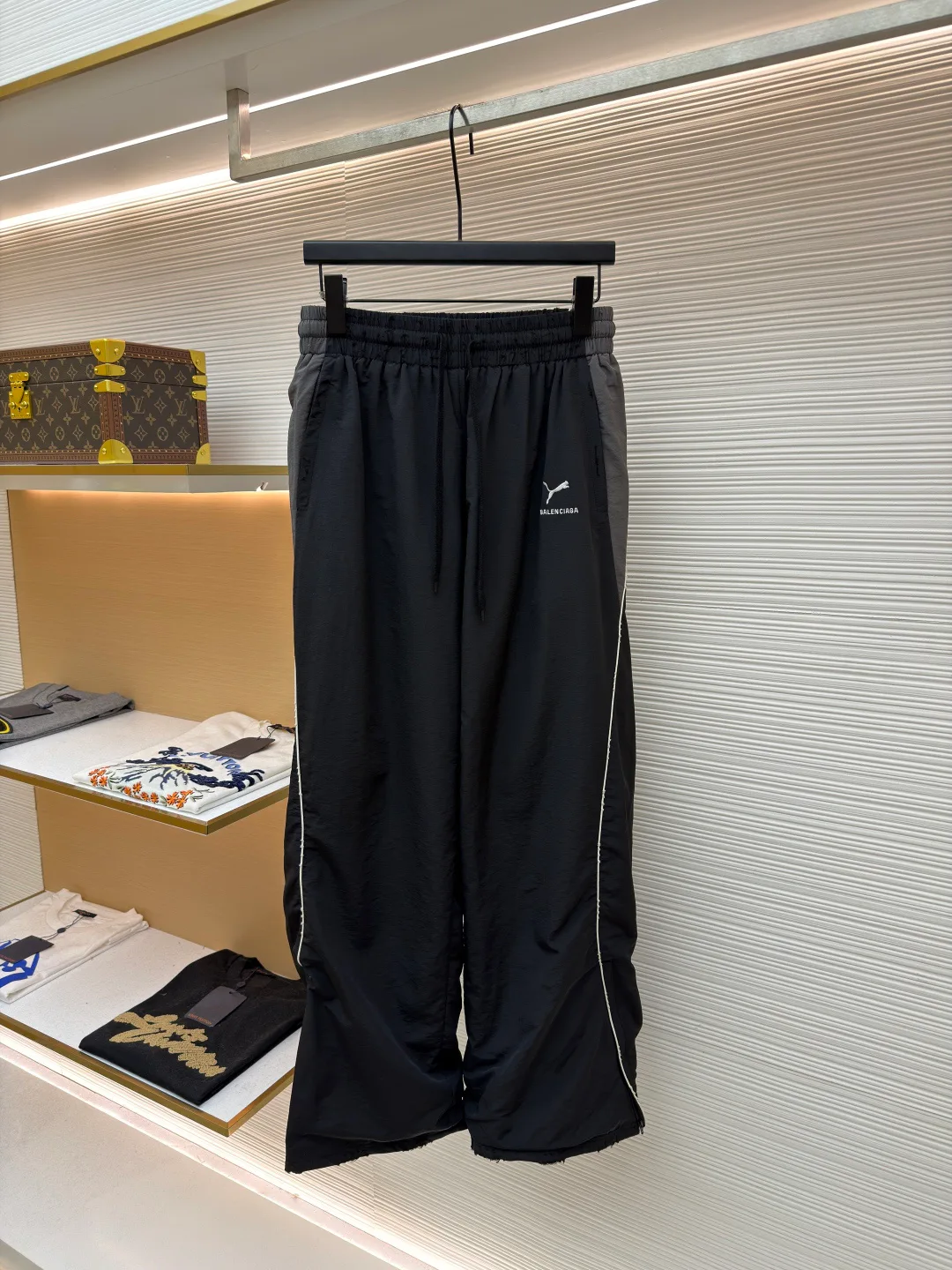 Брюки Мужские Balenciaga 11429990