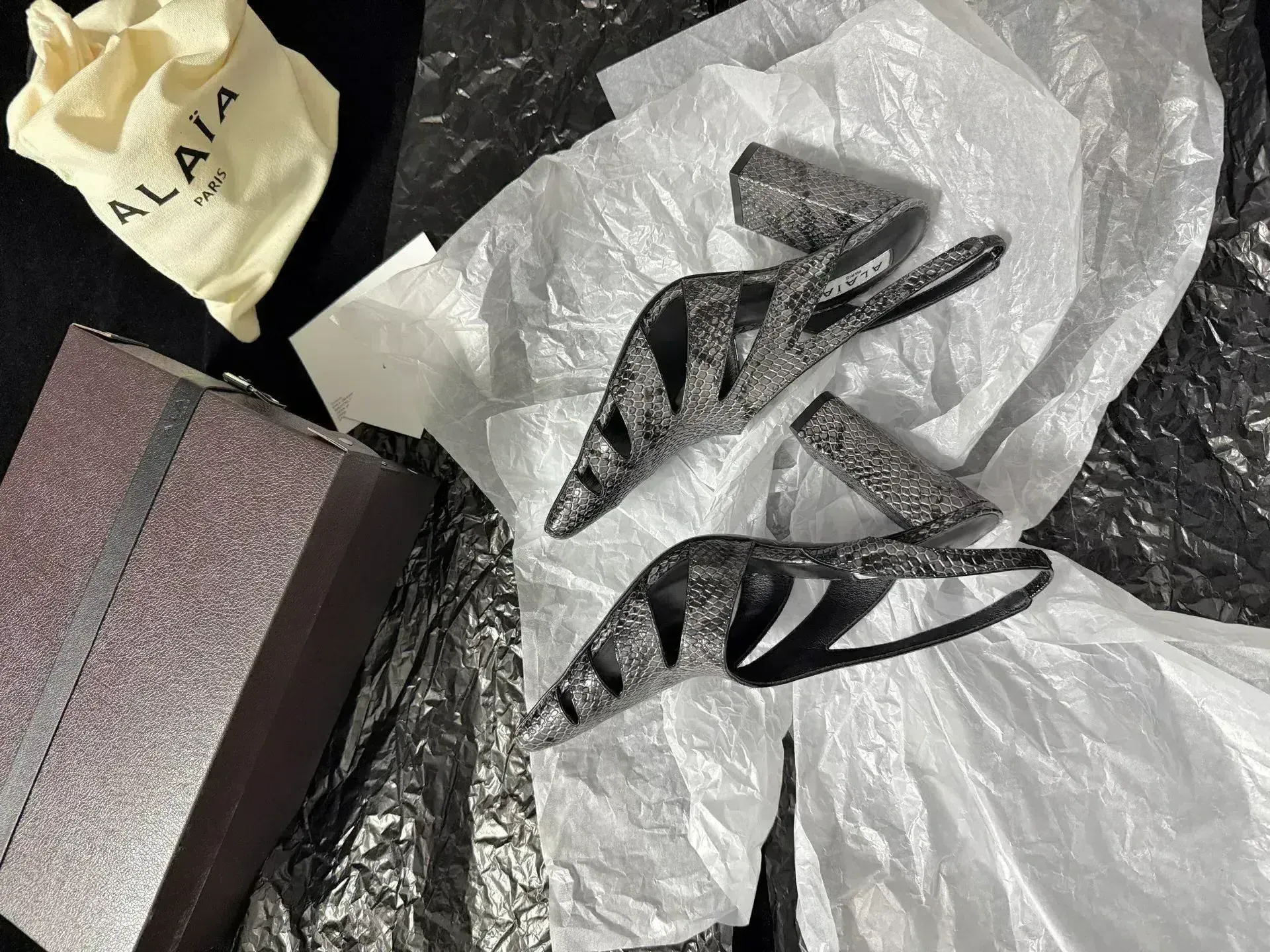 Босоножки Женские Alaia 9476102