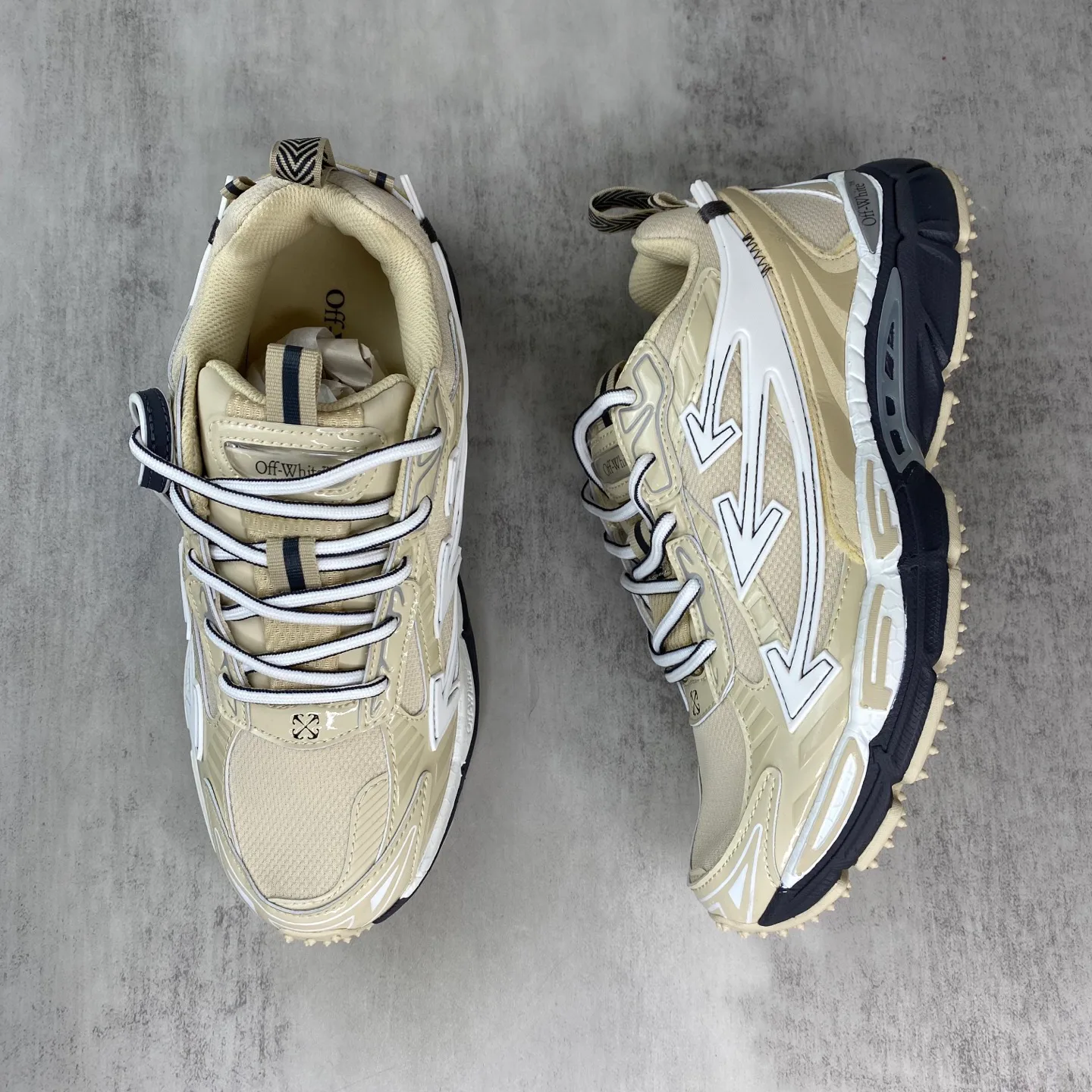 Кроссовки Женские Off-White 860540