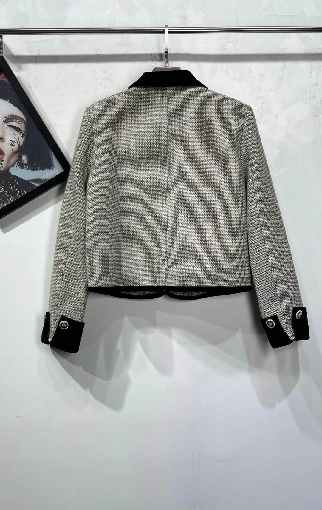 Куртки Женские Chanel Куртки Женские Chanel