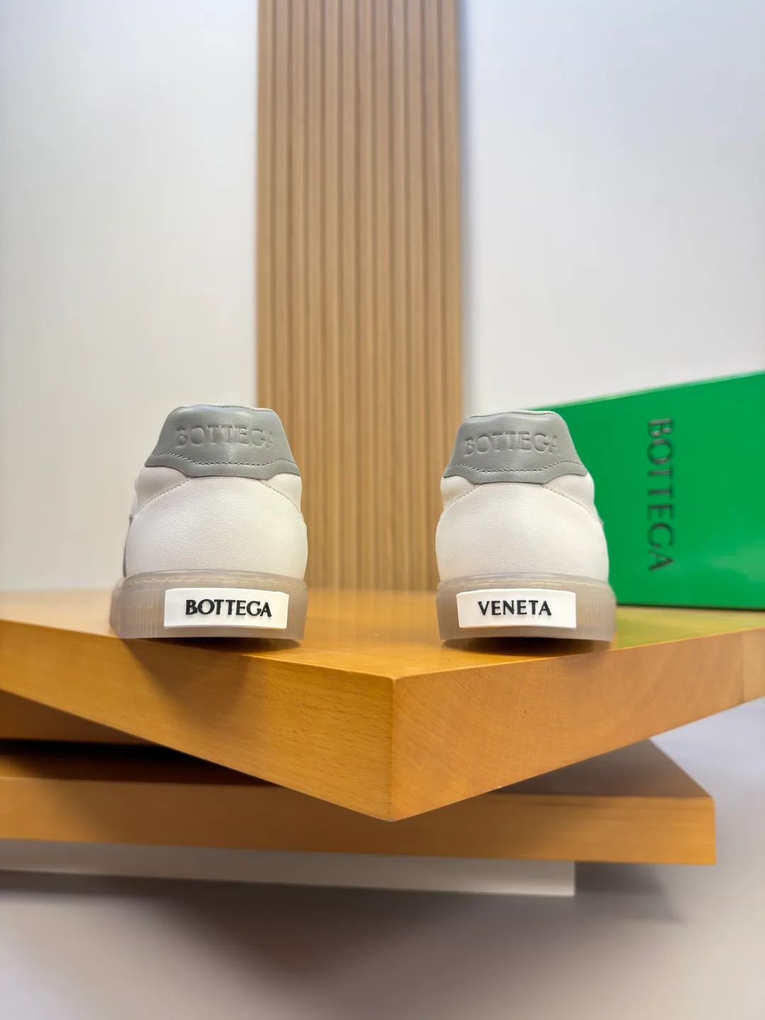 Кроссовки Мужские Bottega Veneta 18744079