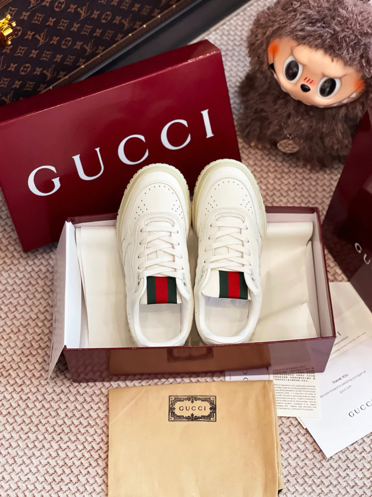 Кроссовки Женские Gucci 10477210