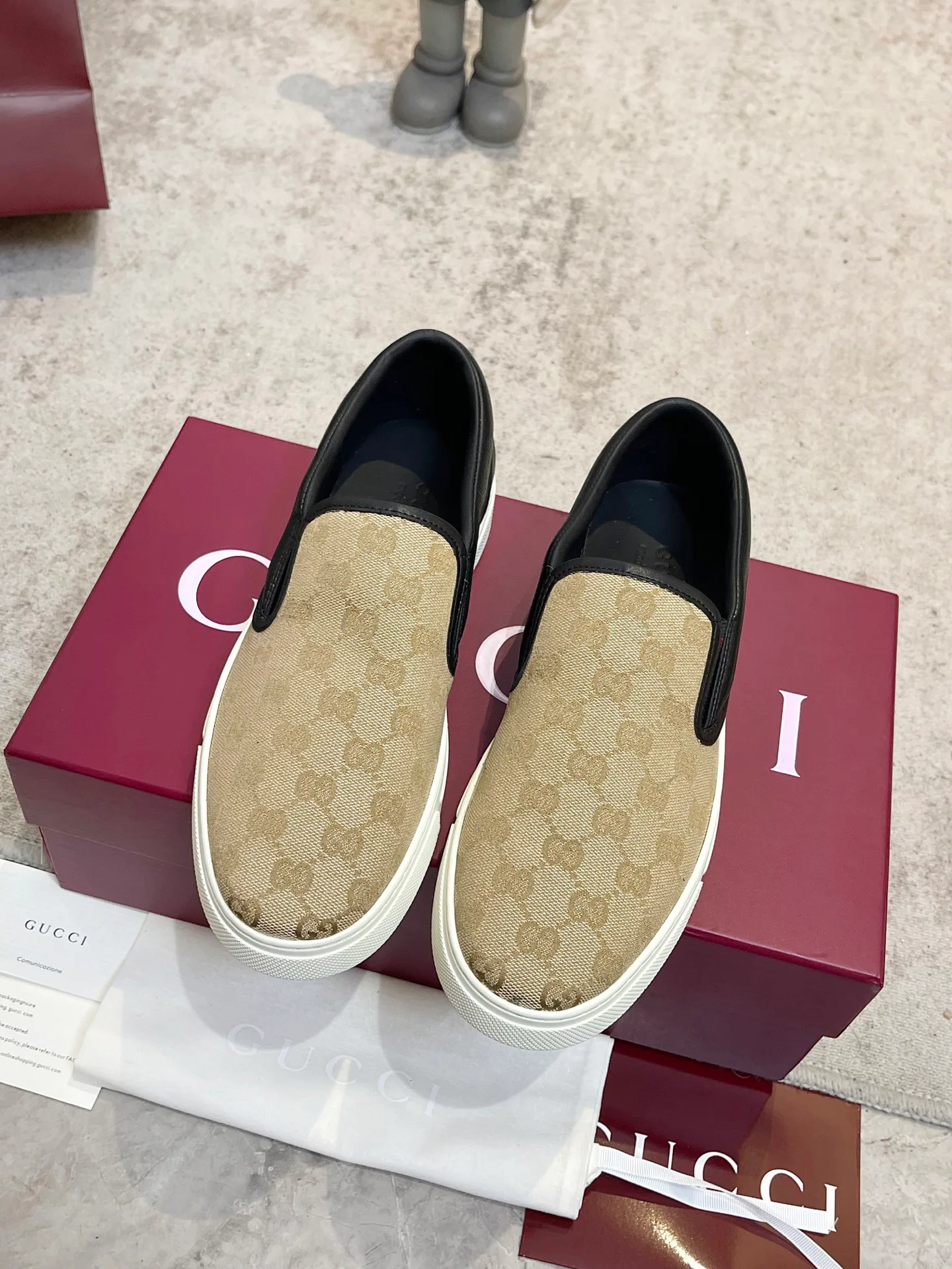 Кроссовки Женские Gucci 18901582