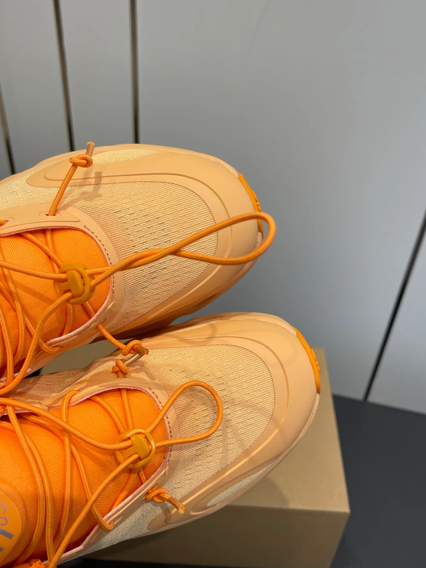 Кроссовки Женские Loewe 489764