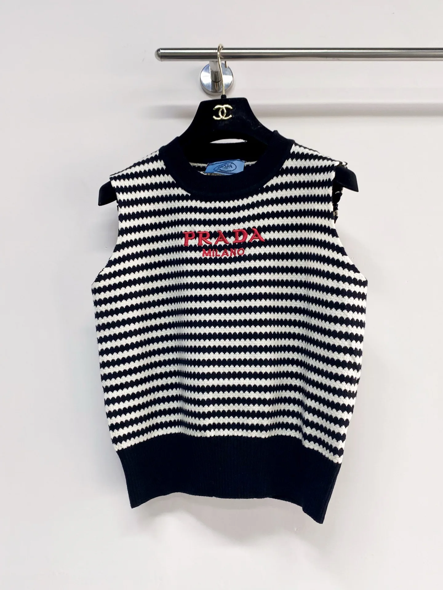 Жилеты Женские Prada 11180913