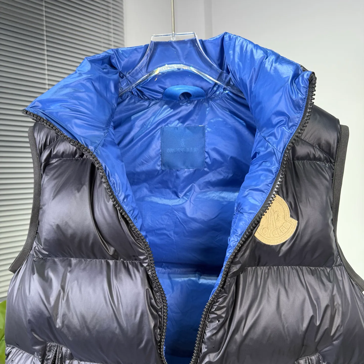 Жилеты Женские Moncler 18615280