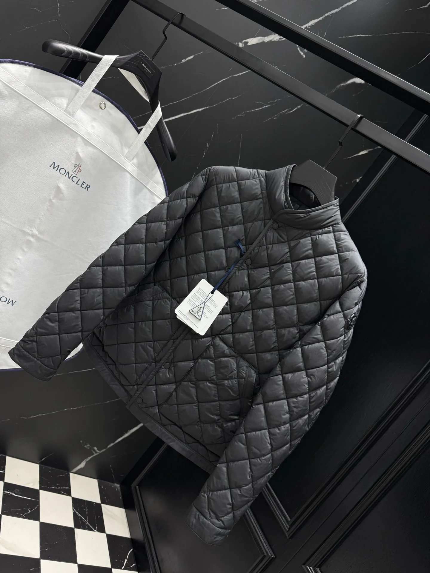 Куртки И Пуховики Мужские Moncler 1143340