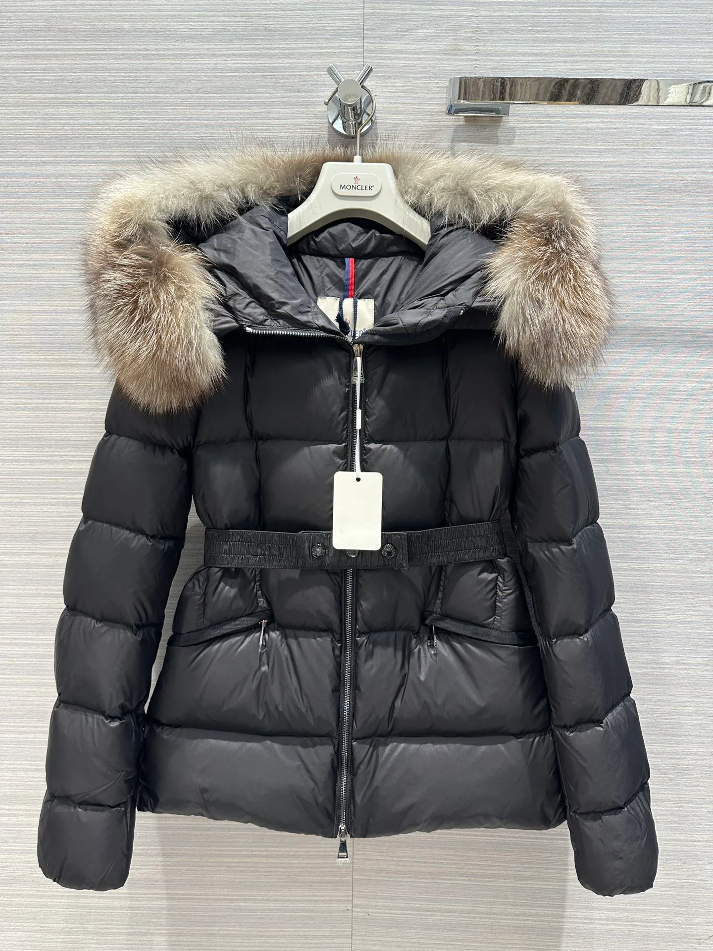 Куртки И Пуховики Женские Moncler 18130053