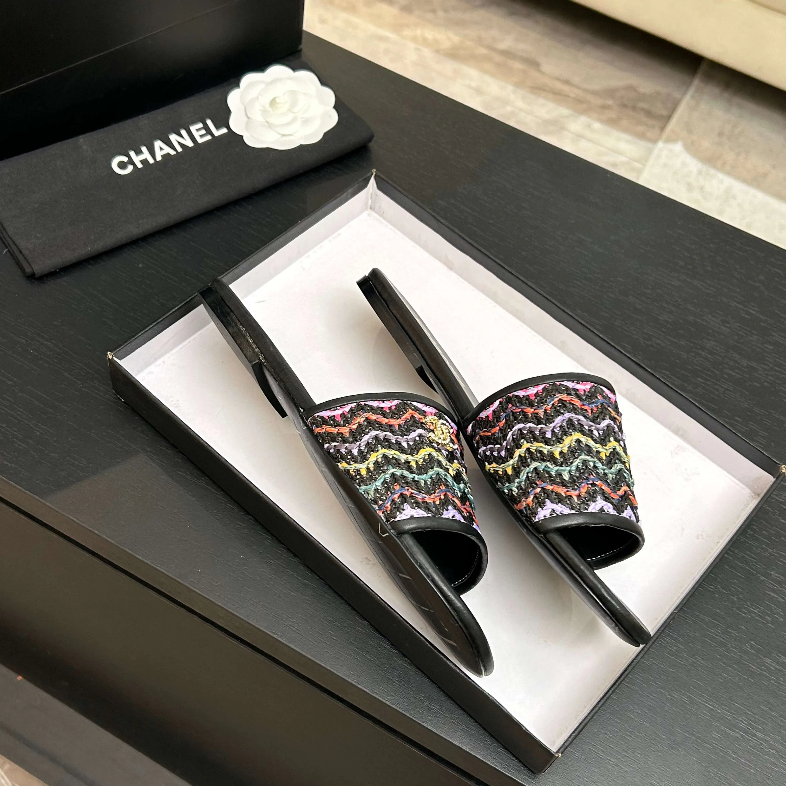 Шлепанцы Женские Chanel 10611366