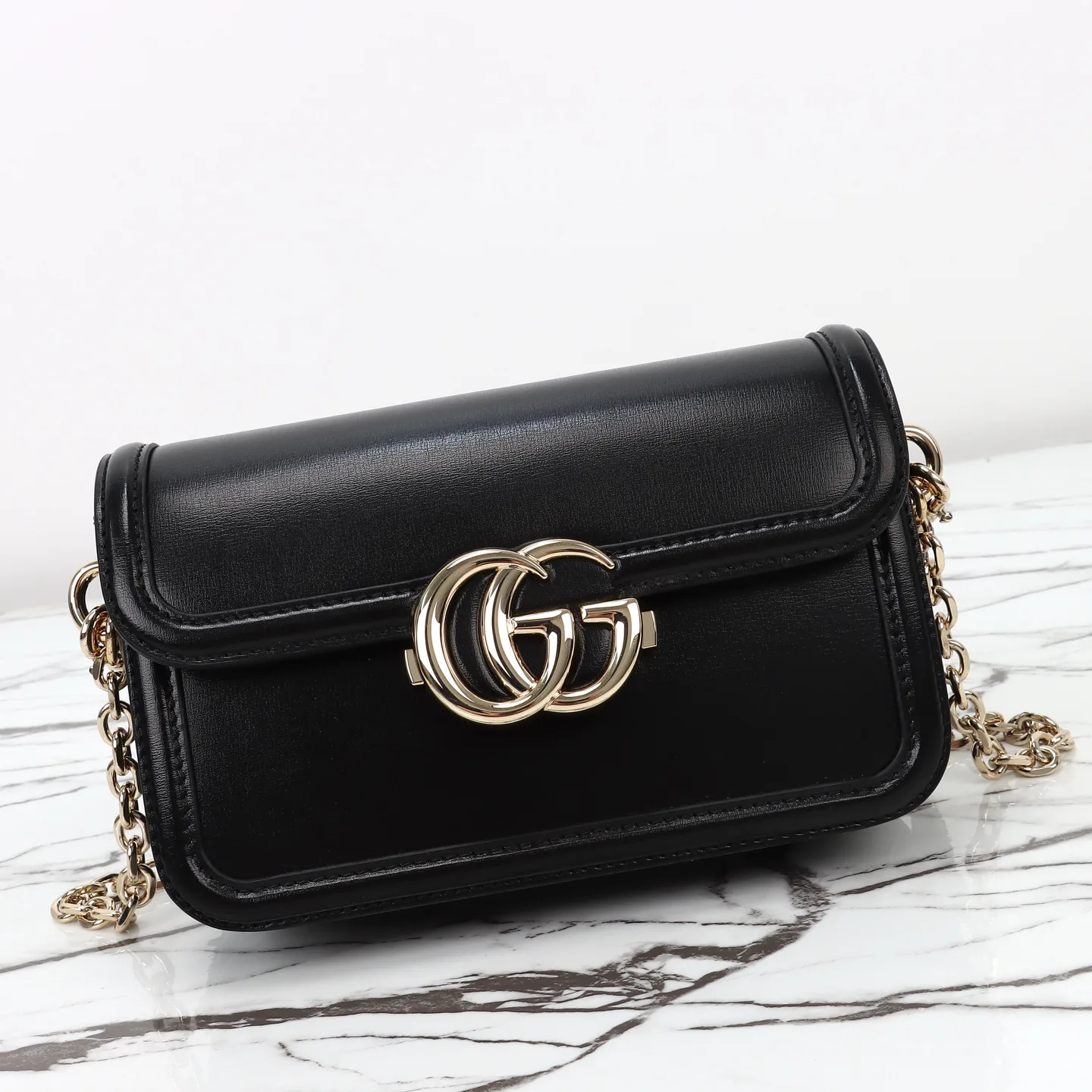 Классические Сумки Женские Gucci 18210726
