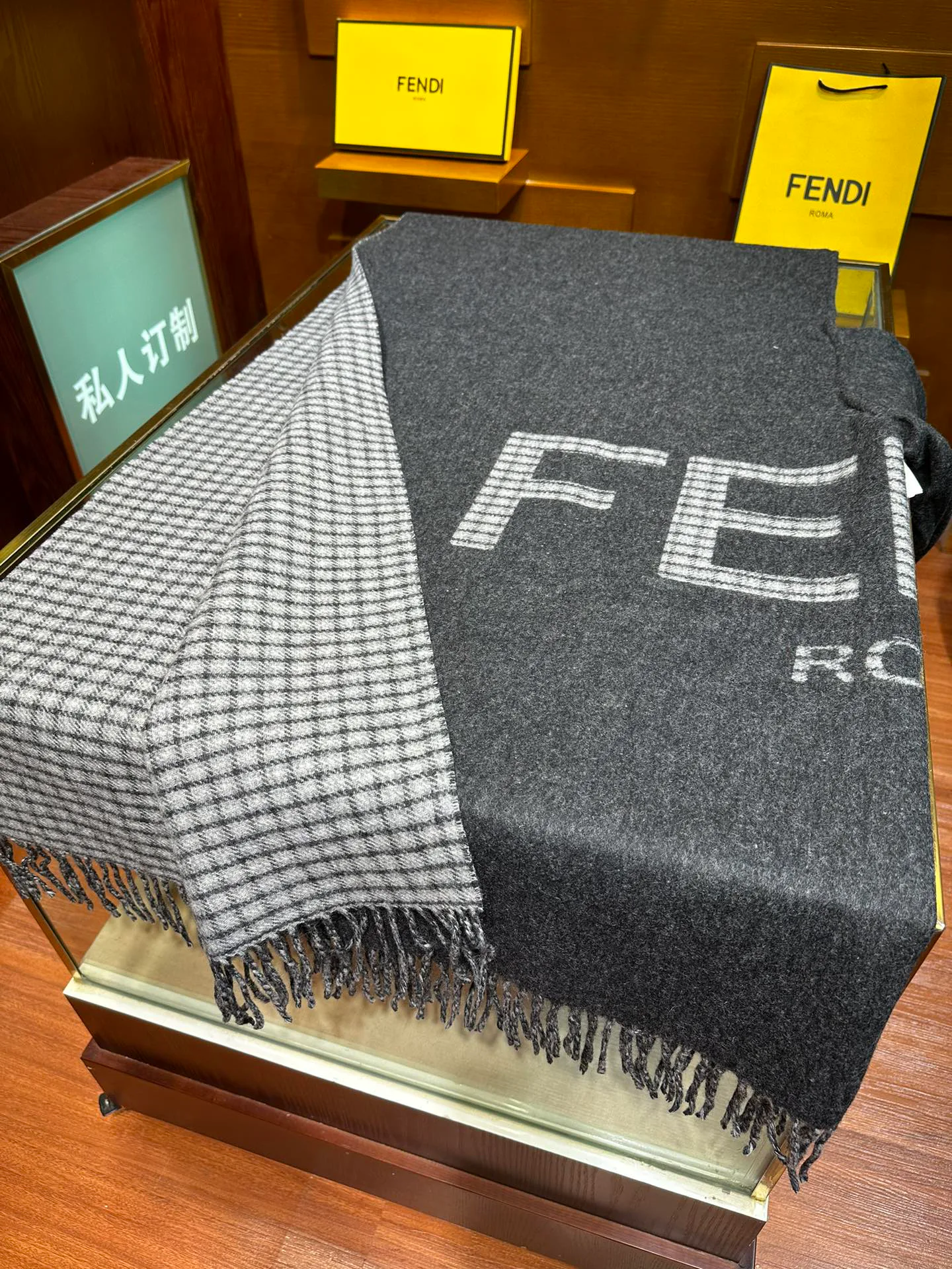 Шарфы Женские Fendi 153831