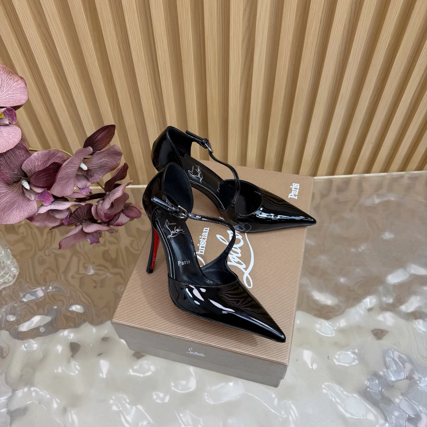 Туфли Женские Christian Louboutin 232627