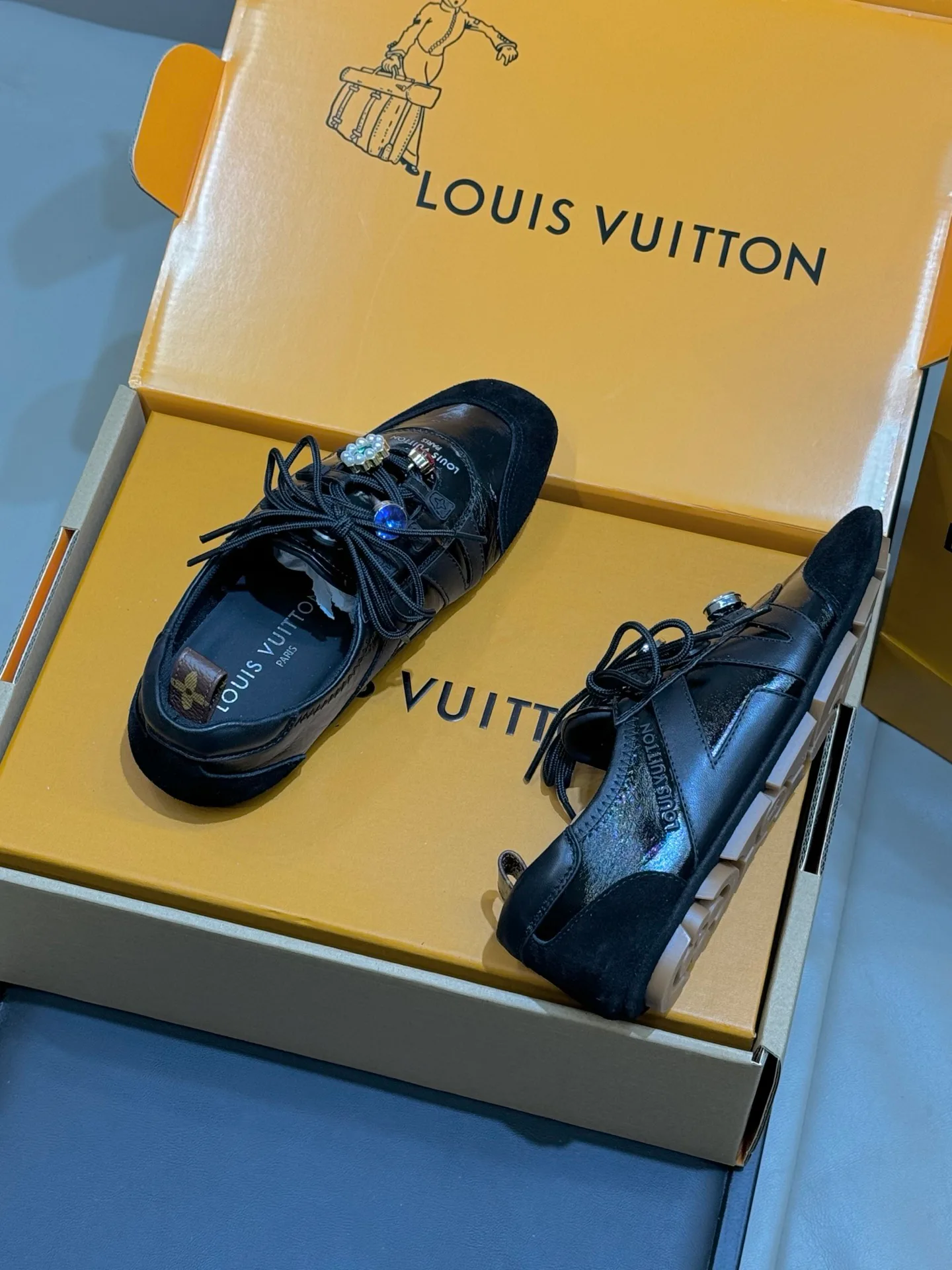 Кроссовки Женские Louis Vuitton 870547