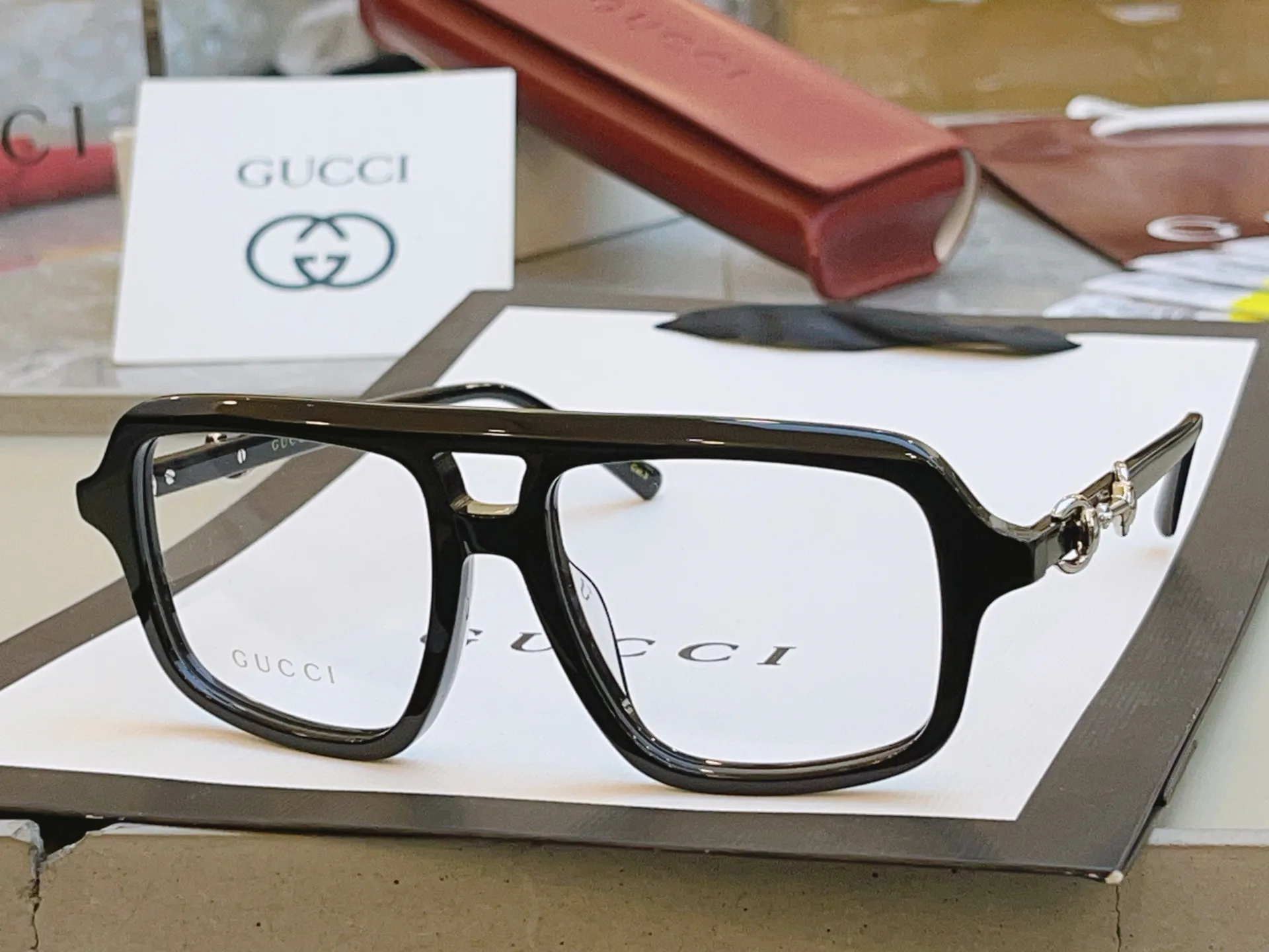 Очки Gucci 11432739