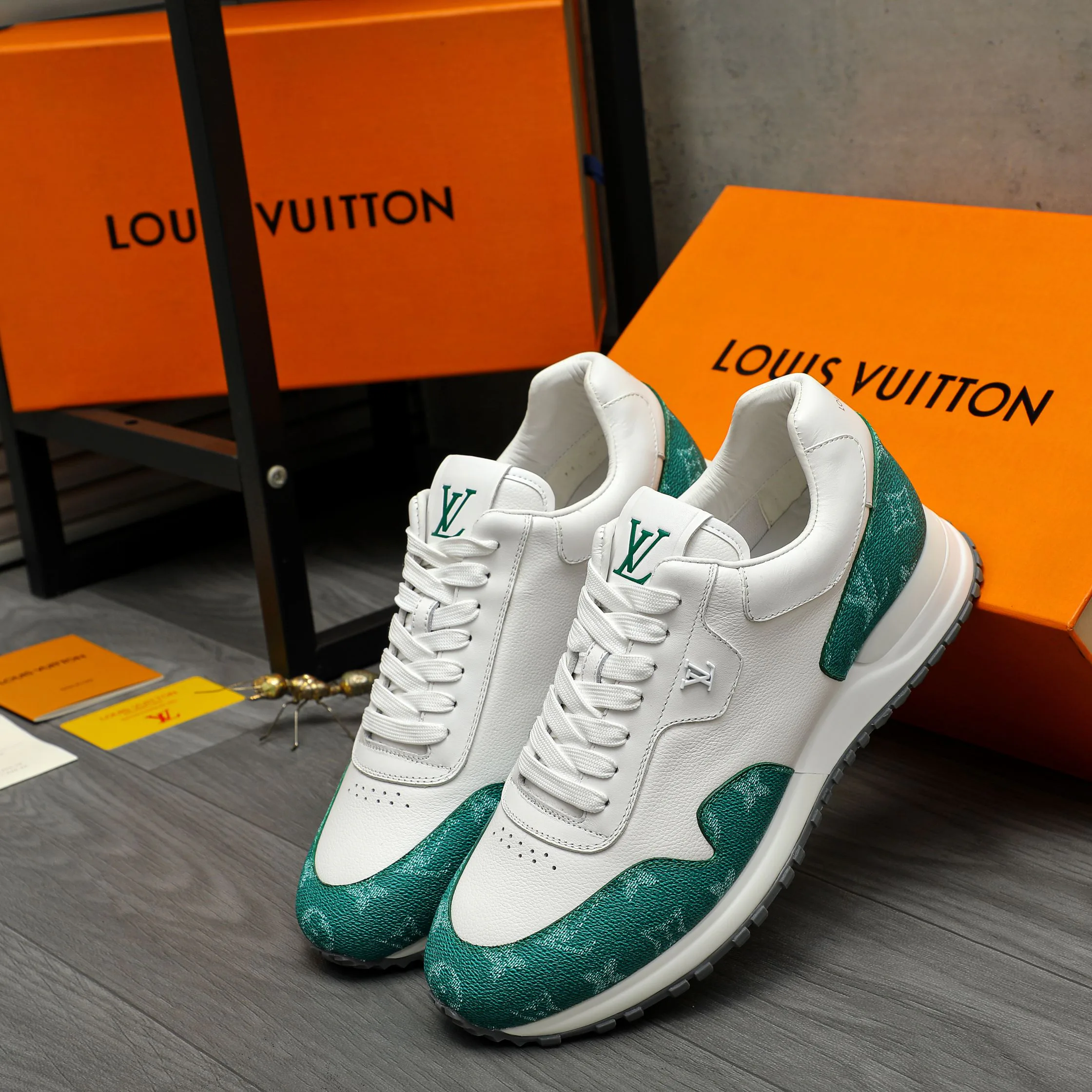 Кроссовки Мужские Louis Vuitton 288040