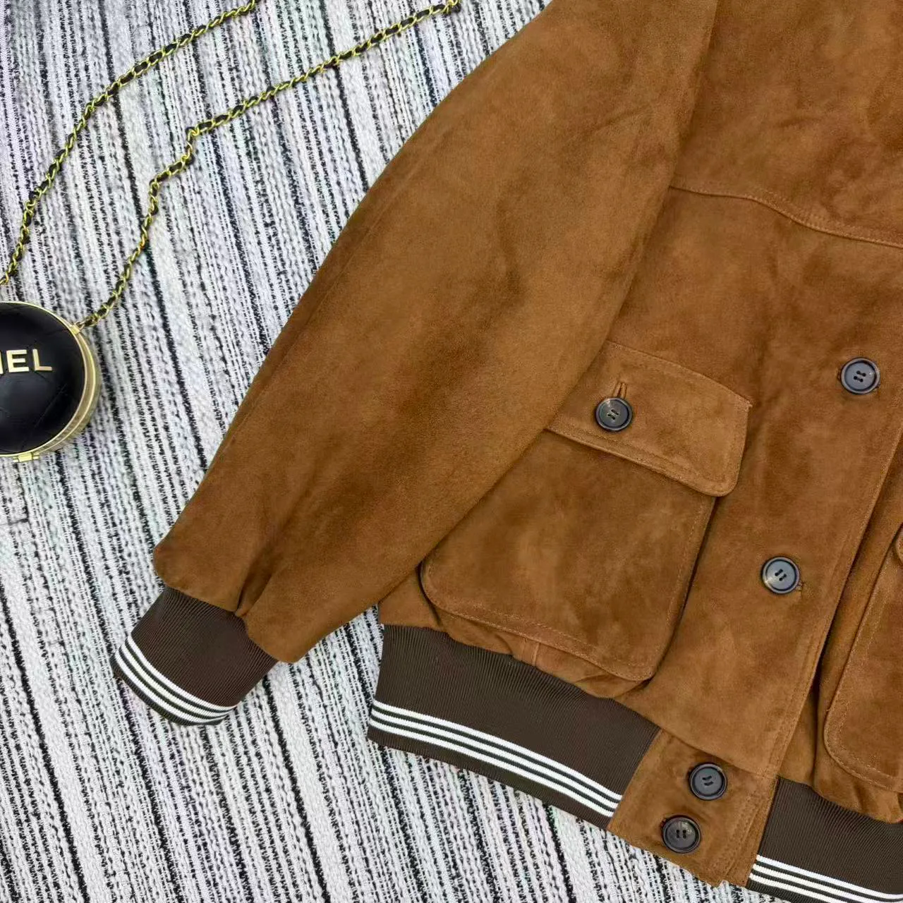 Кожаные Куртки И Дублёнки Женские Miu Miu 11520115