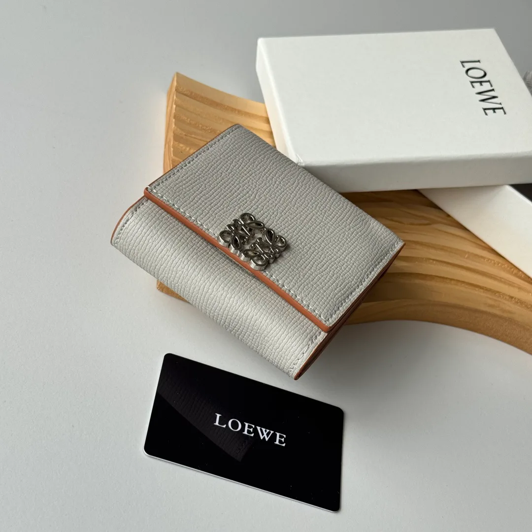 Клатчи Женские Loewe 617223