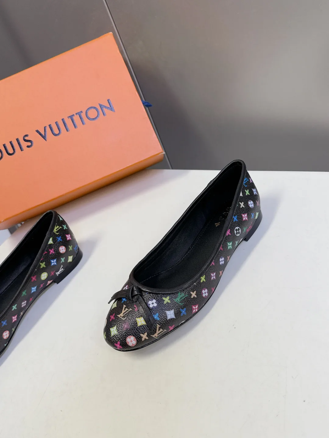 Туфли Женские Louis Vuitton 11449294