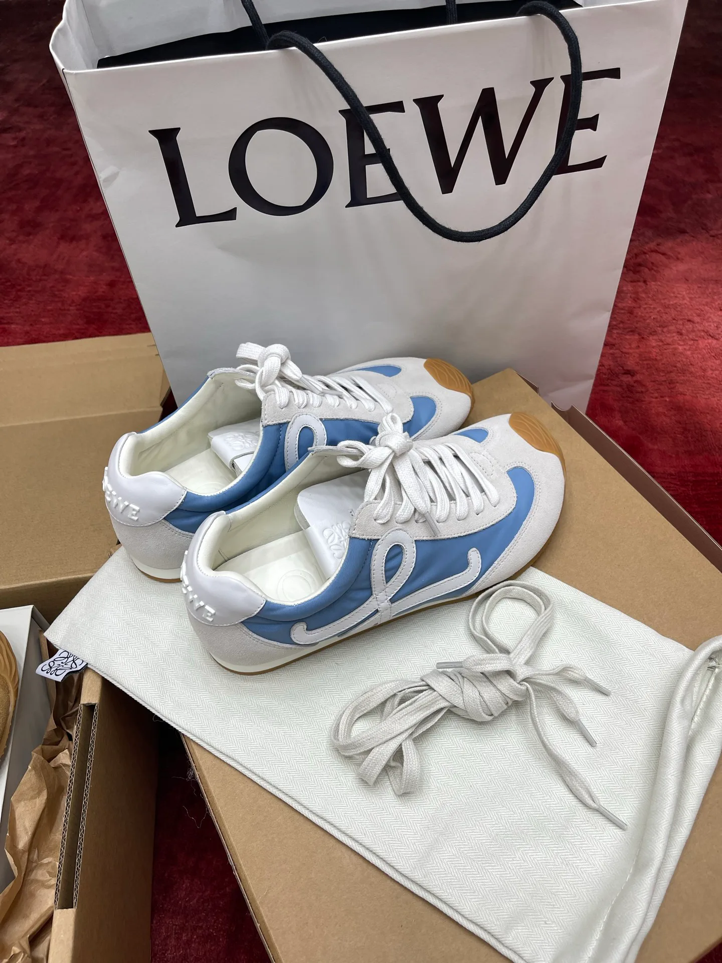 Кроссовки Женские Loewe 18191725