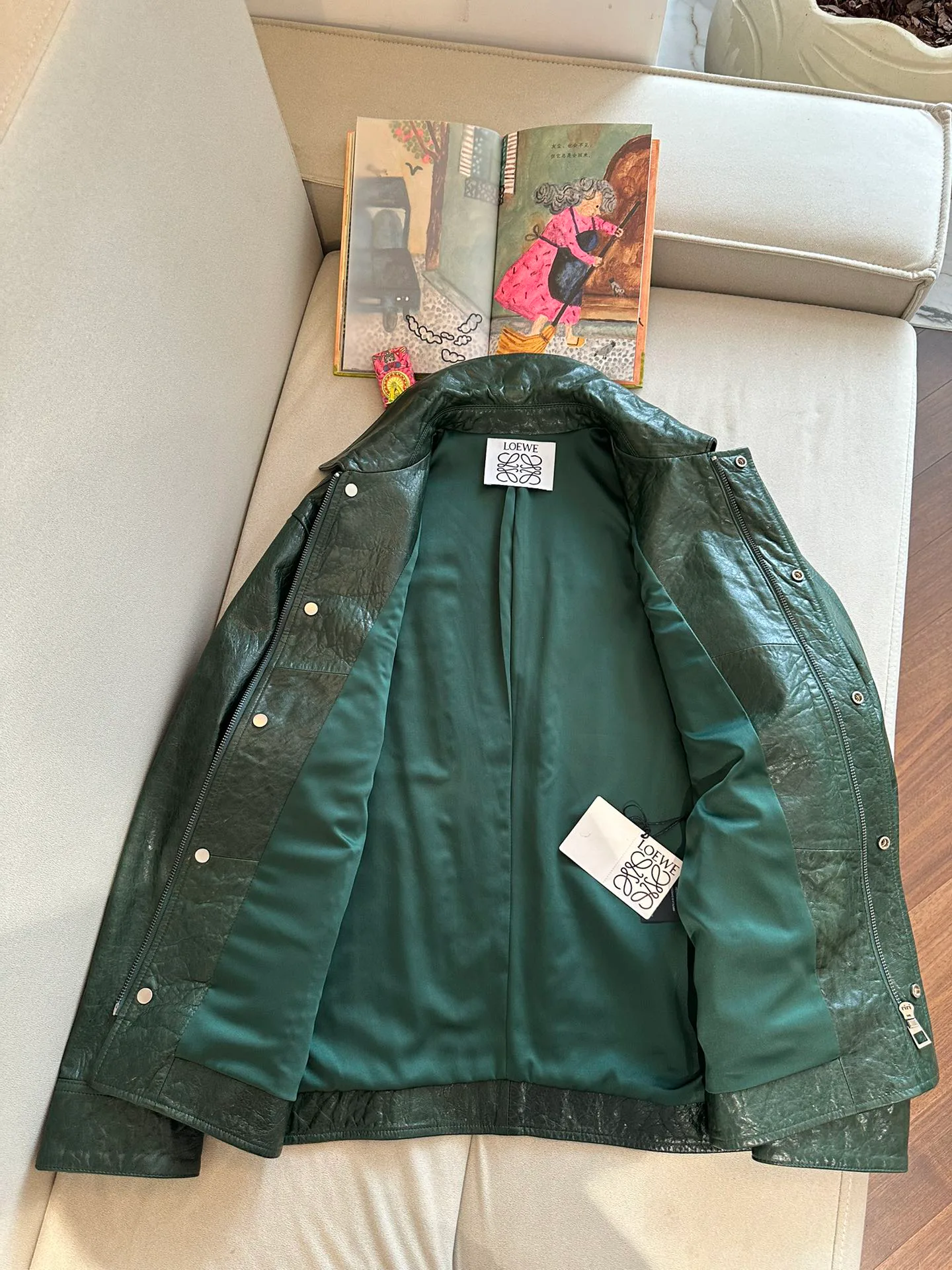 Кожаные Куртки И Дублёнки Женские Loewe 917947