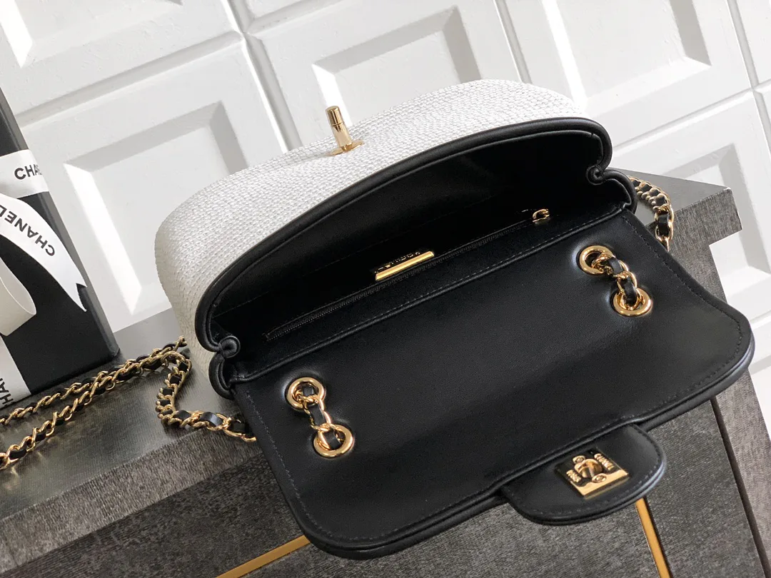 Классические Сумки Женские Chanel 12779122
