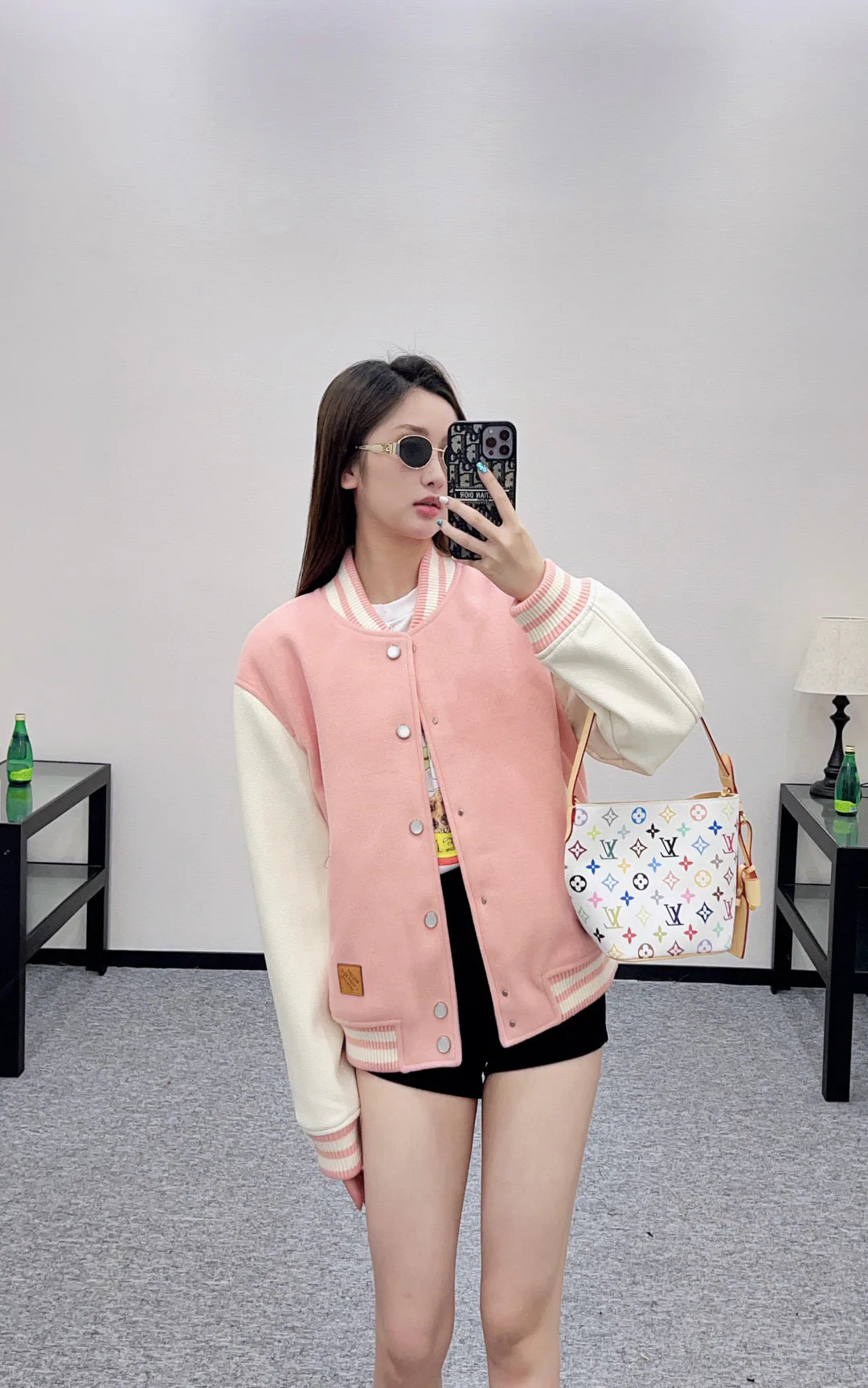 Куртки И Пуховики Женские Louis Vuitton 797101