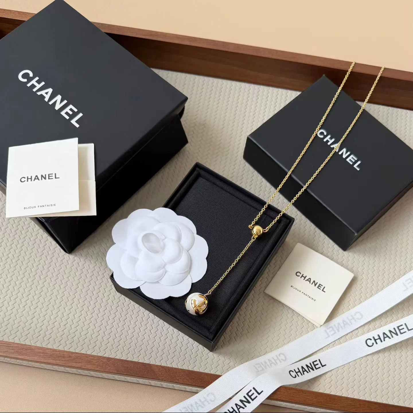 Бижутерия Chanel 18122886