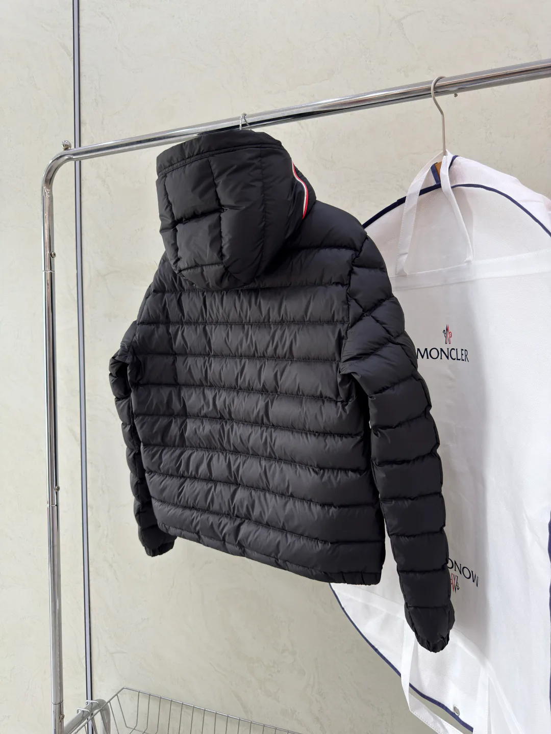 Куртки И Пуховики Женские Moncler 18690097