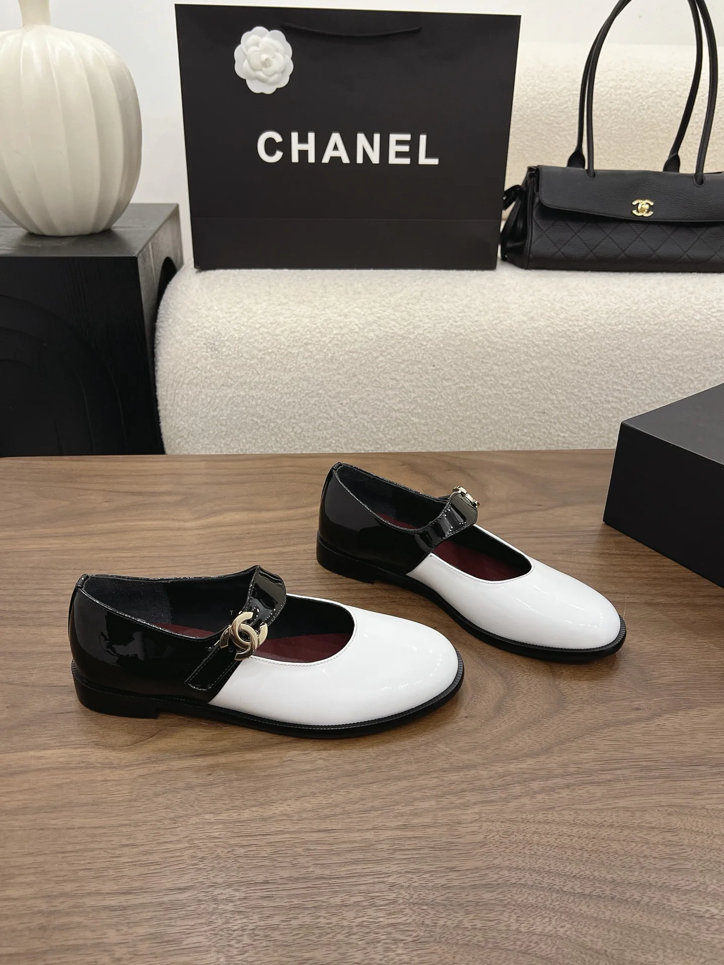 Туфли Женские Chanel 17342627