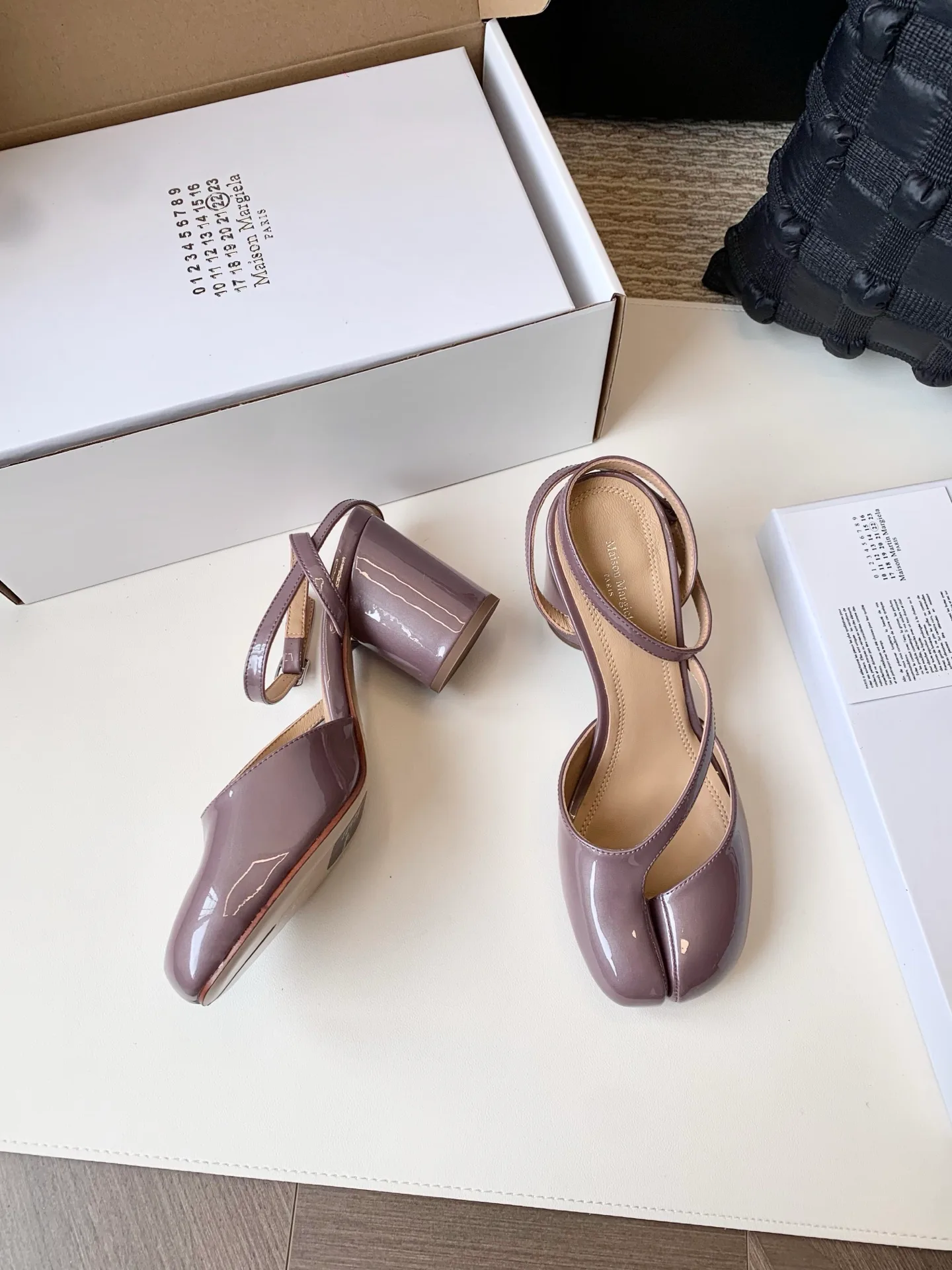 Босоножки Женские Maison Margiela 17628623