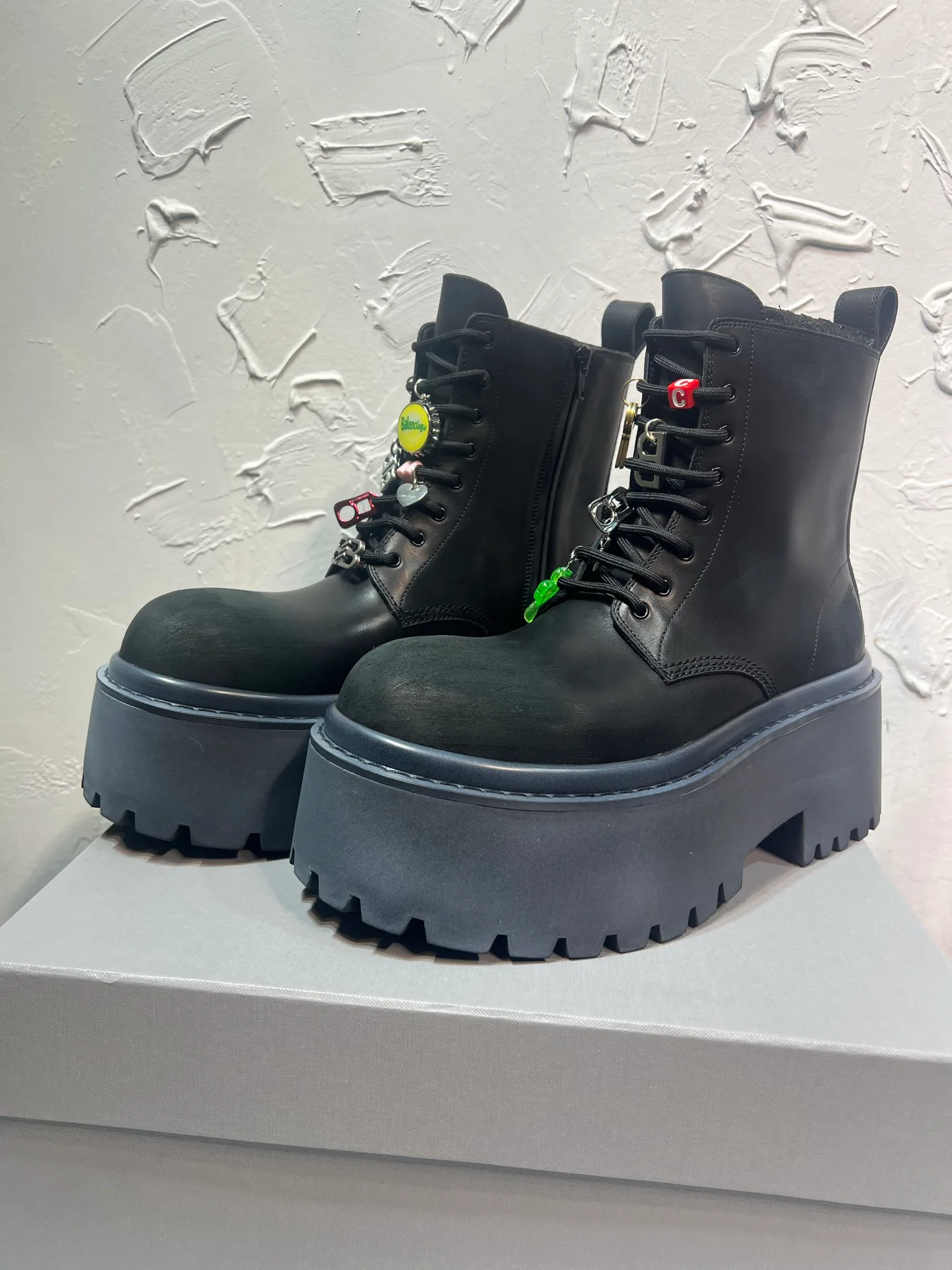 Ботинки Мужские Balenciaga 18225213